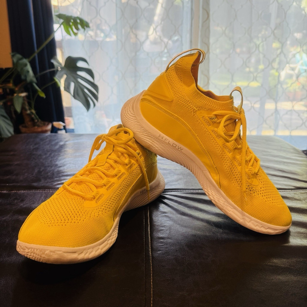 Under Armour Curry TB 8 Sneakers Men Size:12 Flow Smooth Butter Yellow